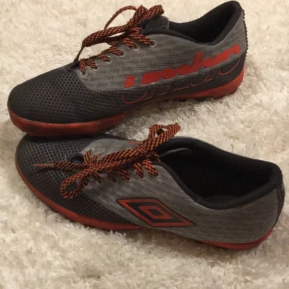 Umbro orange and grey shoes - Picture 1 of 12